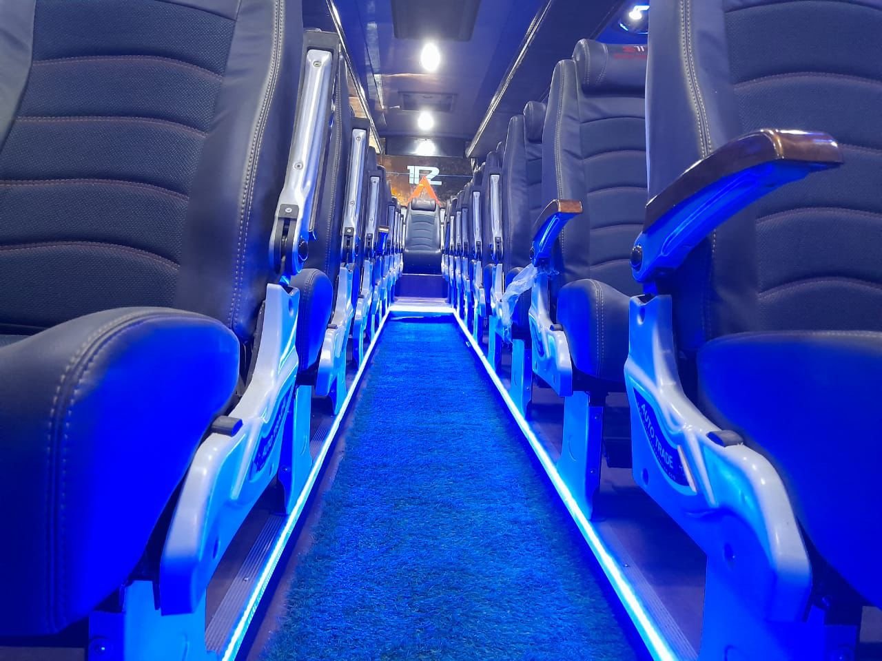 WhatsApp Image 2025-12-04 at 16.07.14_48ac47a6.jpg - Supreme Car Rental